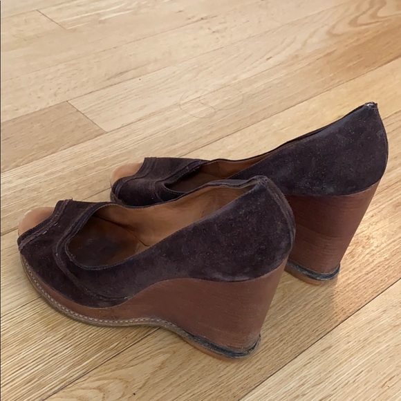 Brown Suède open toe wedges - Picture 3 of 4